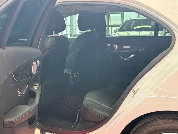 Mercedes-Benz C-Class 2019