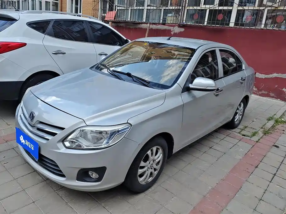 Changan V3 2013