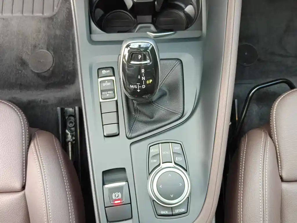 BMW X1 2022 — фото 14