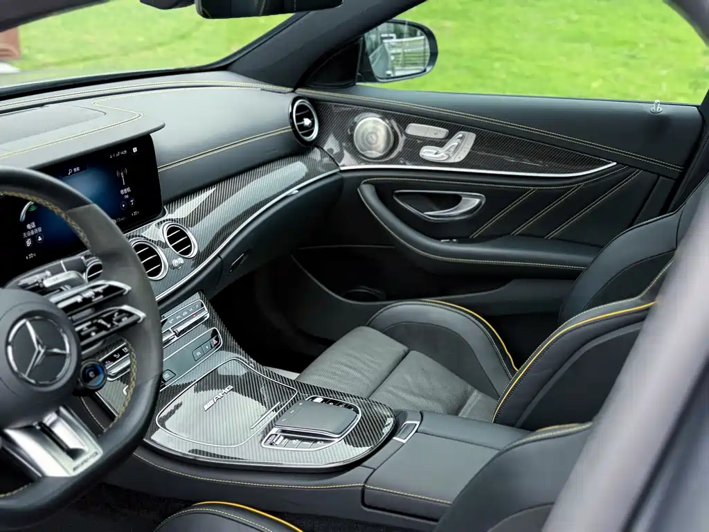 Mercedes-Benz E-Class AMG 2021 — фото 15