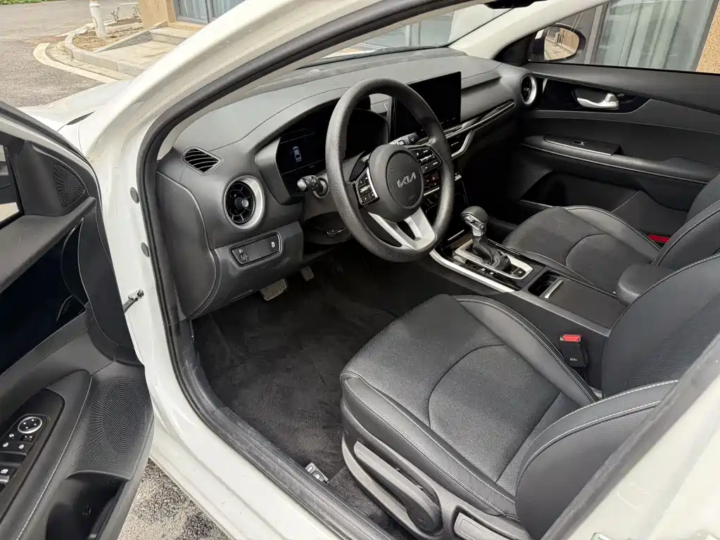 Kia K3 2023