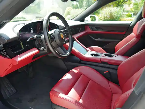 Porsche Taycan 2020