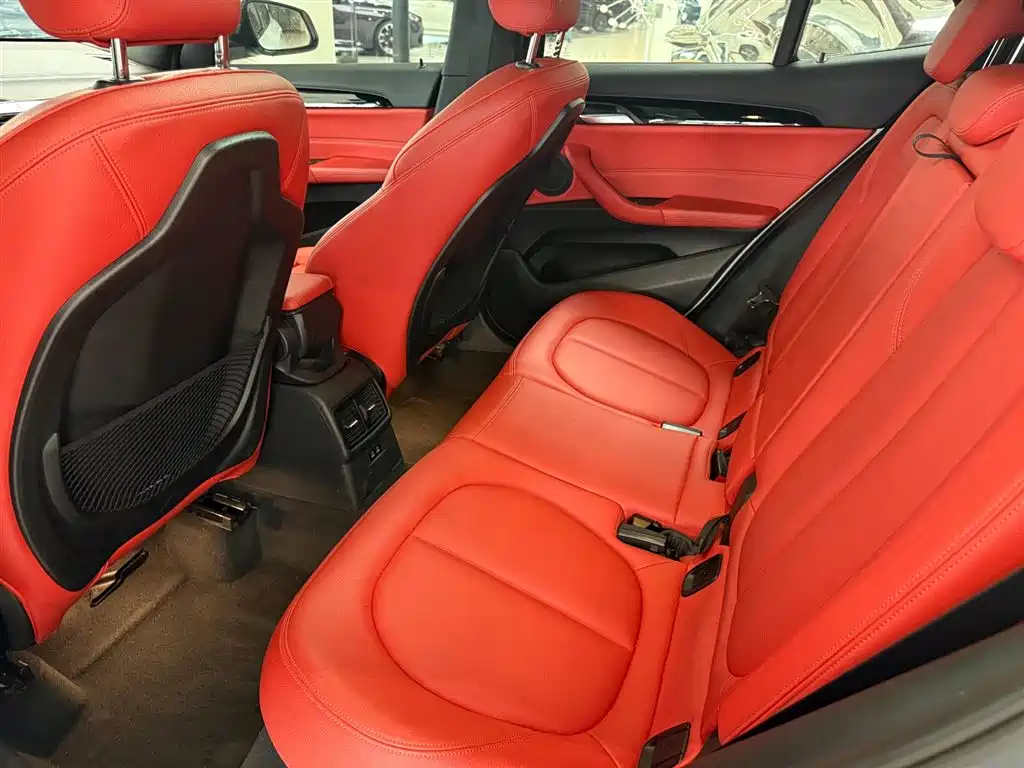 BMW X2 2020 — фото 15