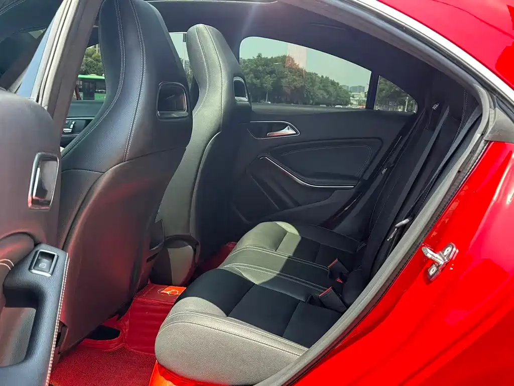 Mercedes-Benz CLA 2018