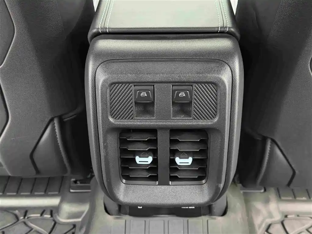 Ford Bronco 2025 — фото 12