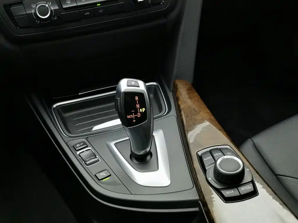 BMW 3 Series 2013 — фото 13