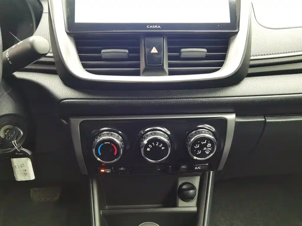 Toyota Vios 2017 — фото 12