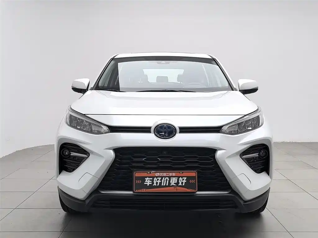 Toyota Wildlander 2023 — фото 3