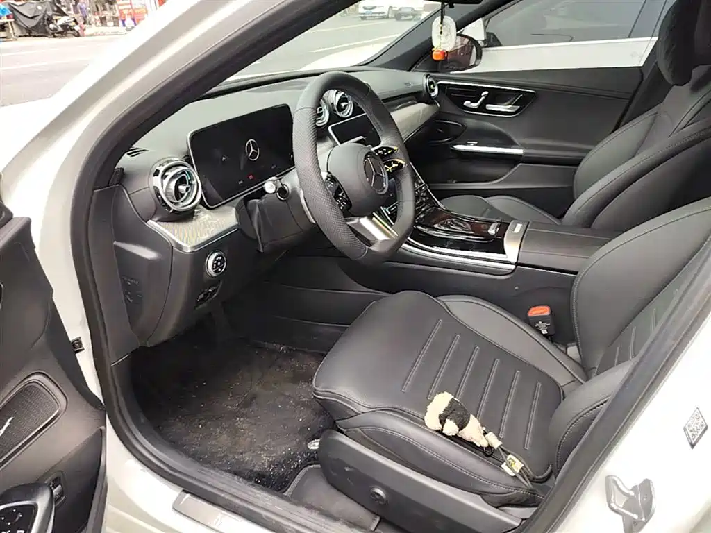 Mercedes-Benz C-Class 2024 — фото 15
