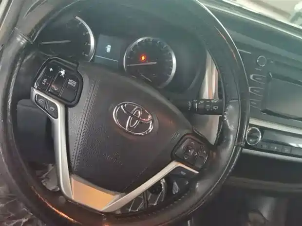 Toyota Highlander 2016 — фото 12