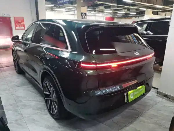 Li Auto L6 2024