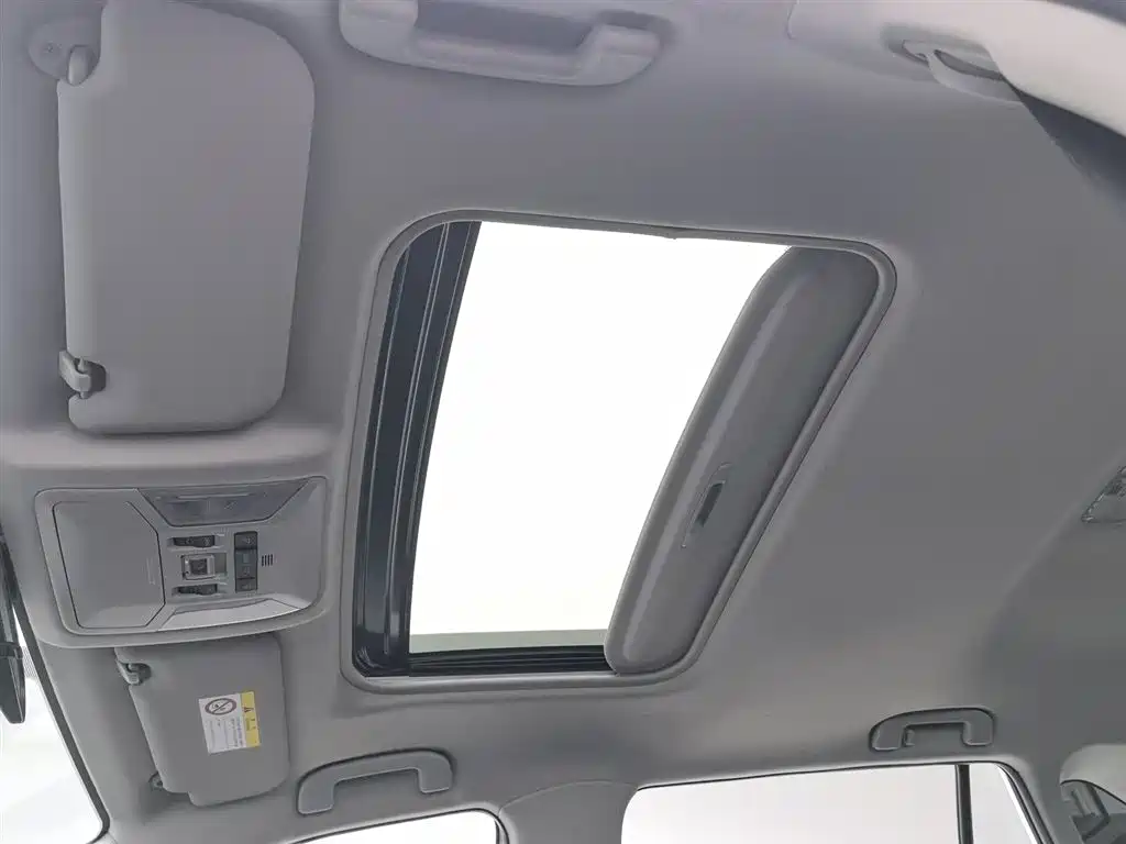 Toyota Wildlander 2023 — фото 14