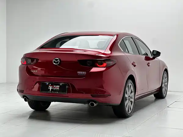 Mazda 3 Axela 2020