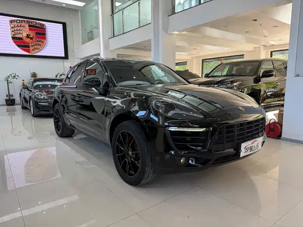 Porsche Macan 2014