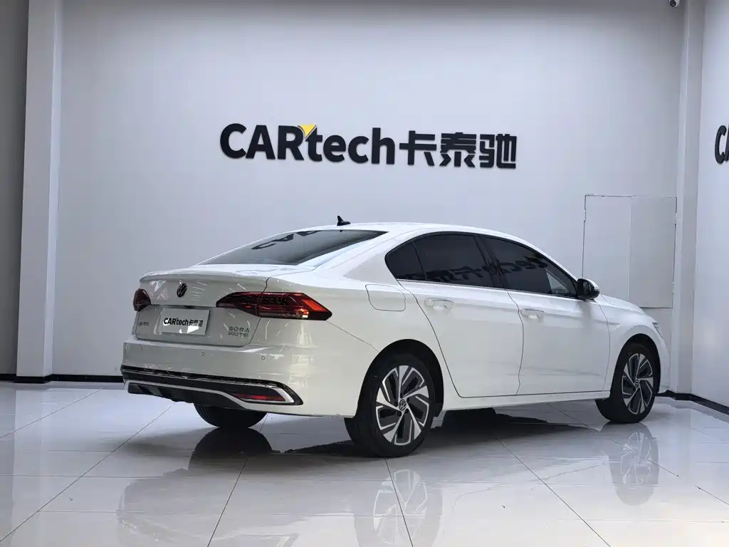 Volkswagen Bora 2023
