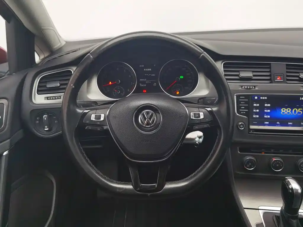 Volkswagen Golf 2015 — фото 11