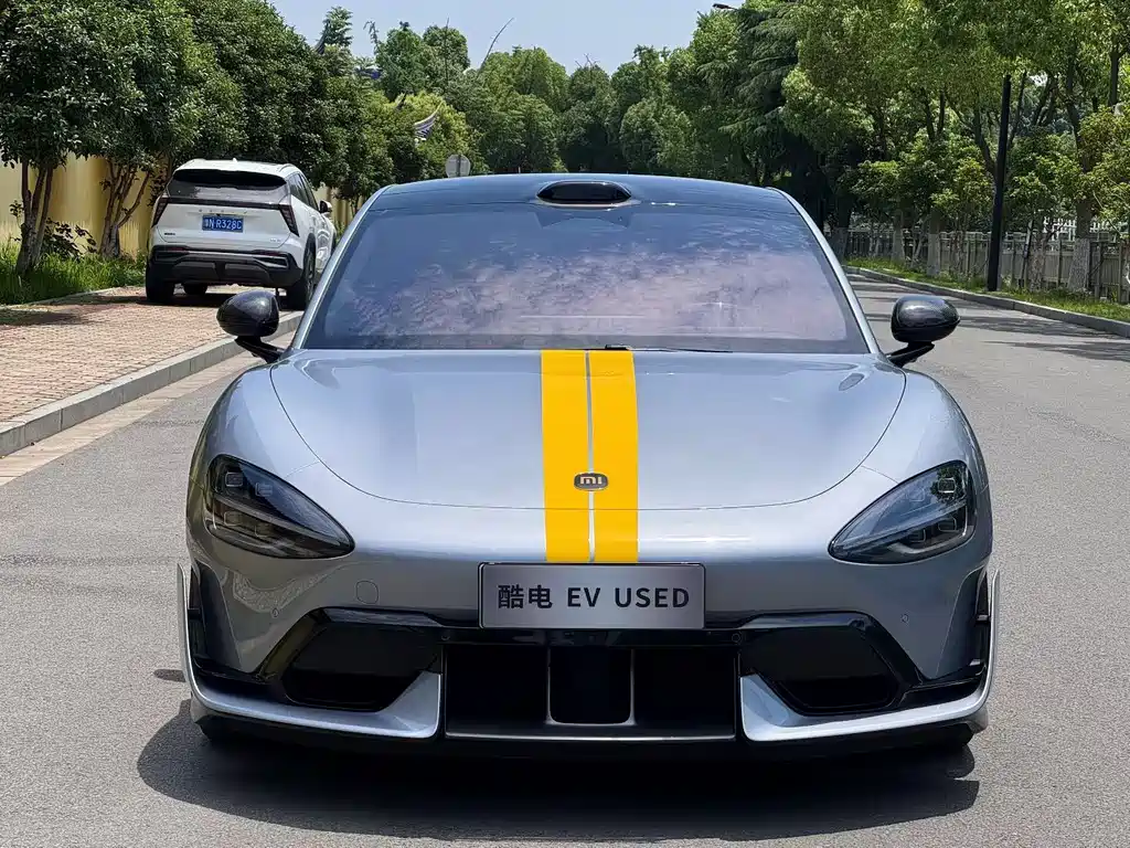 Xiaomi SU7 Ultra 2025