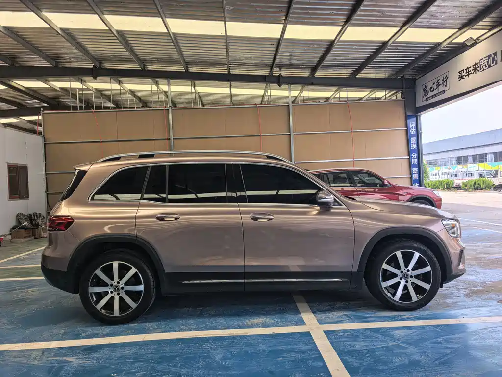 Mercedes-Benz GLB 2019 — фото 19