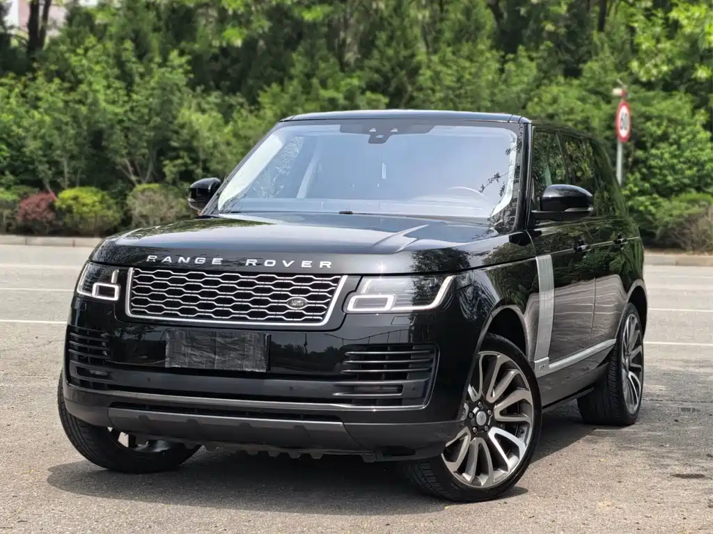 Land Rover Range Rover 2018 — фото 1