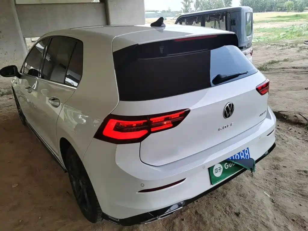 Volkswagen Golf 2023