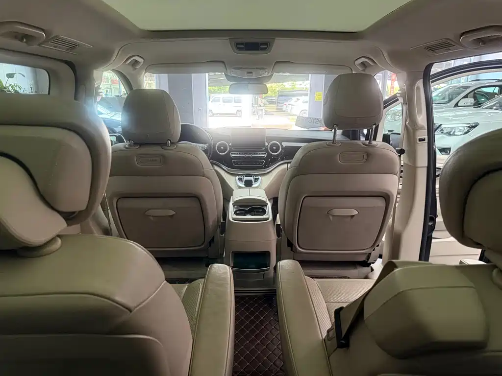 Mercedes-Benz V-Class 2017 — фото 4