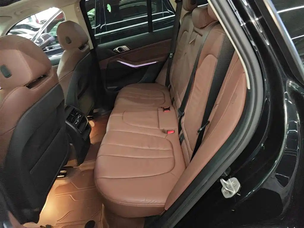 BMW X5 2020 — фото 17