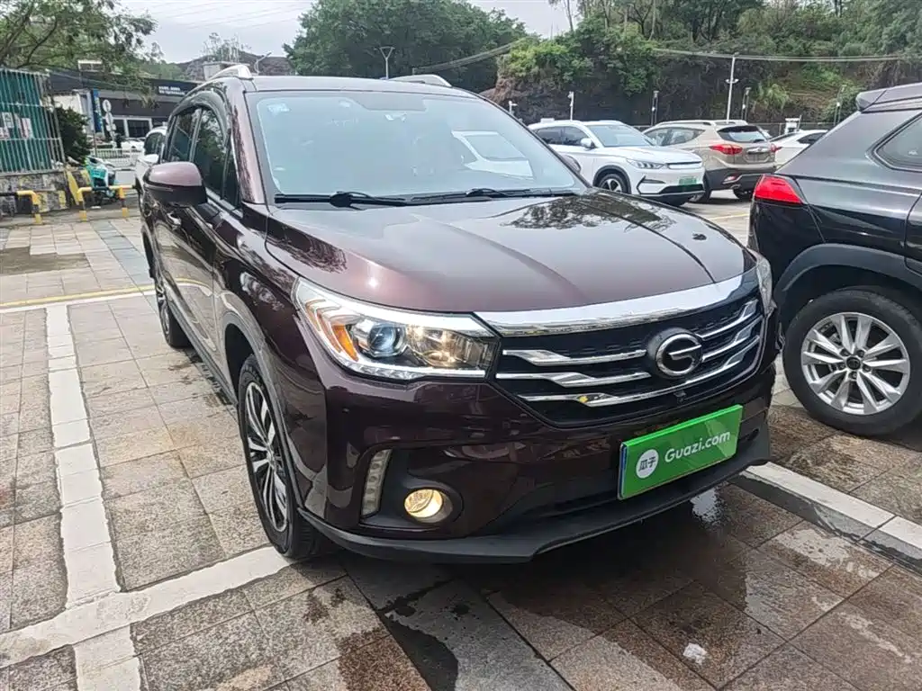 GAC Motor Trumpchi GS4 2017 — фото 4