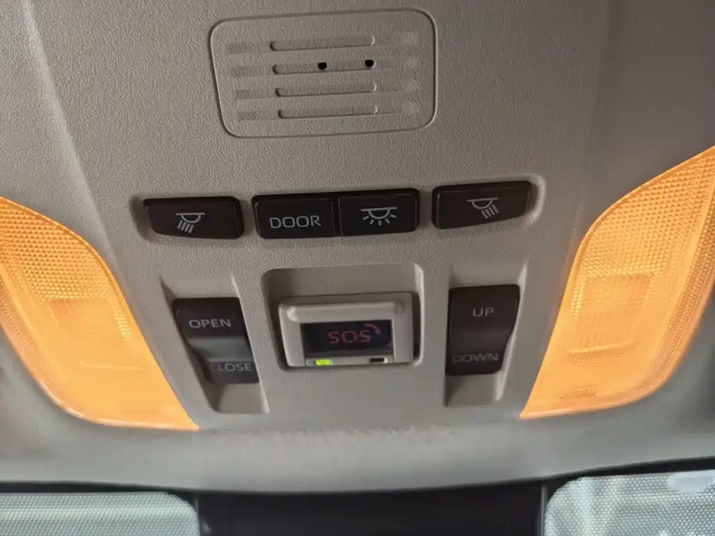 Toyota Corolla 2022 — фото 13