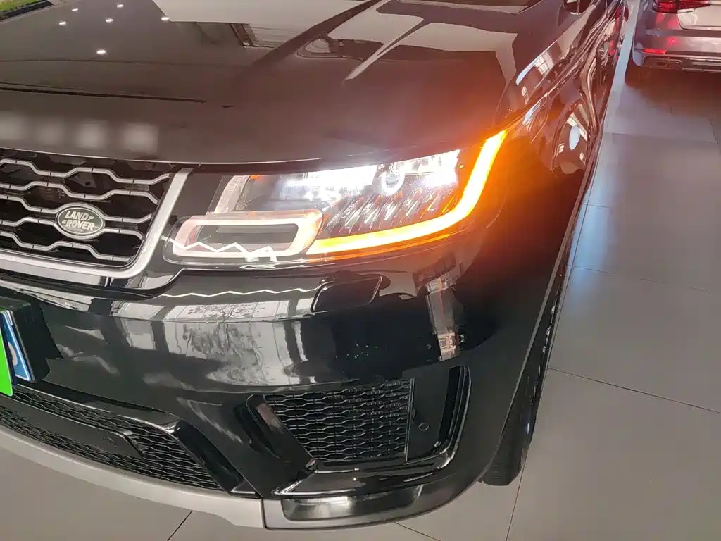 Land Rover Range Rover Sport 2021 — фото 18