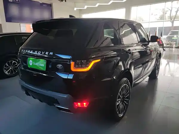 Land Rover Range Rover Sport 2021