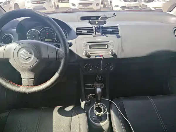 Suzuki Swift 2015