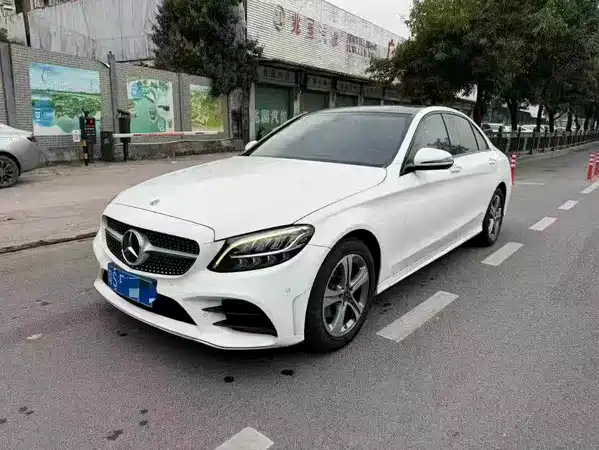 Mercedes-Benz C-Class 2021