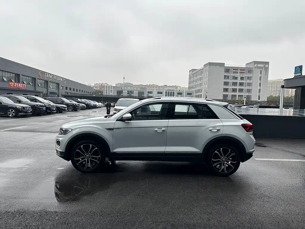 Volkswagen T-Roc 2020