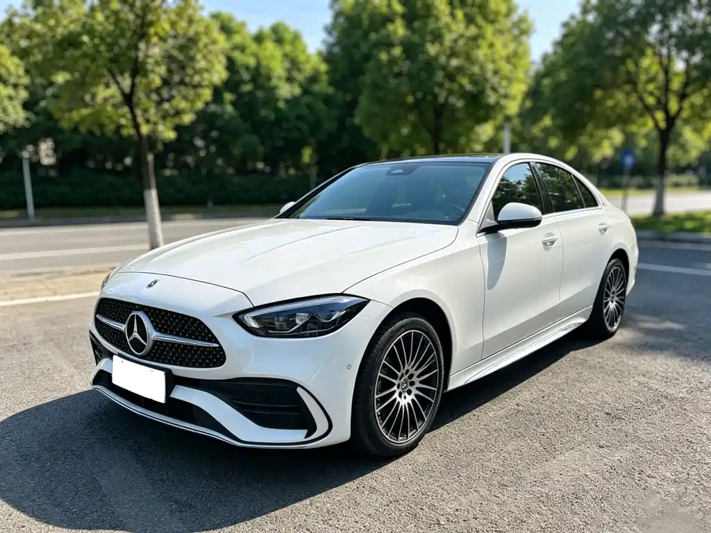 Mercedes-Benz C-Class 2024