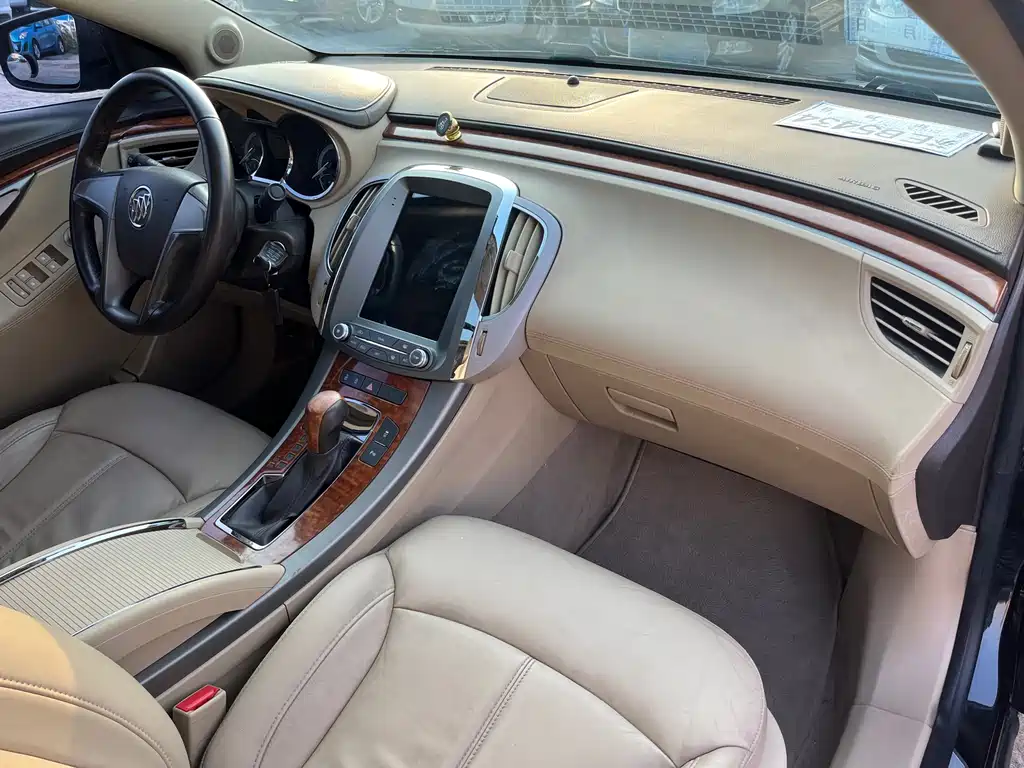 Buick LaCrosse 2012 — фото 14