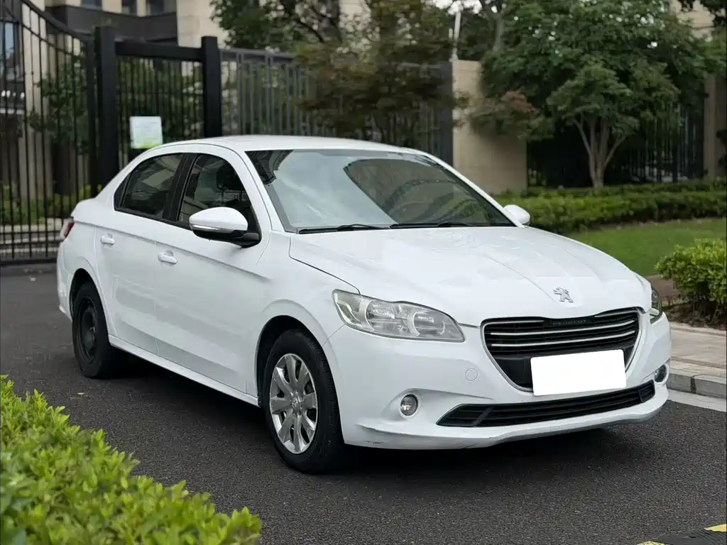 Peugeot 301 2015