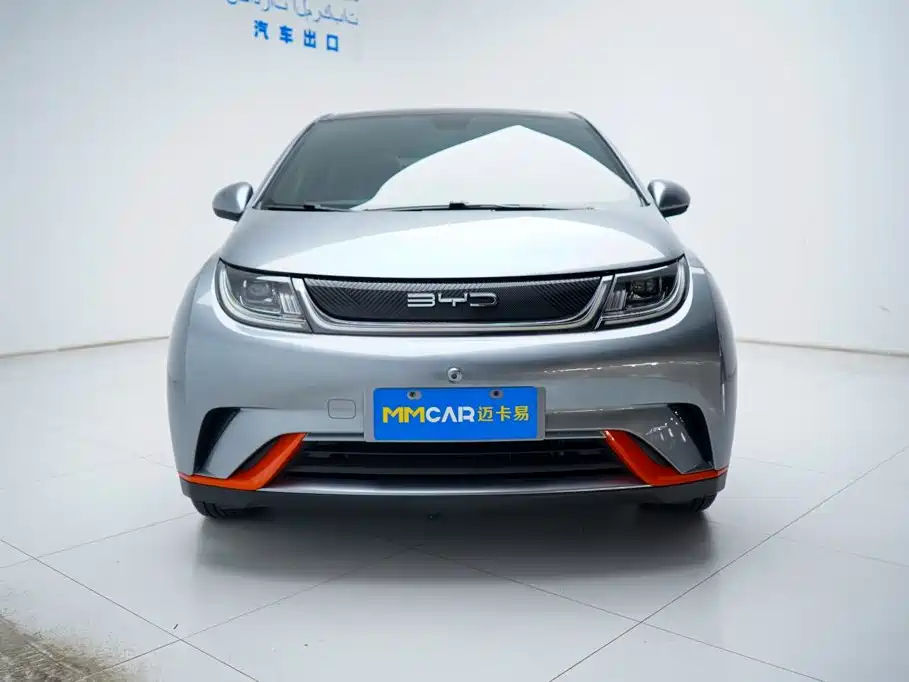 BYD Dolphin 2023