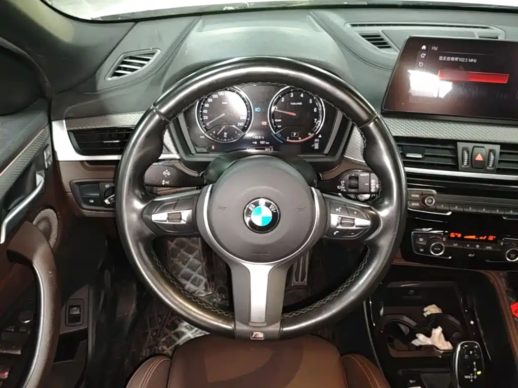 BMW X2 2022 — фото 11