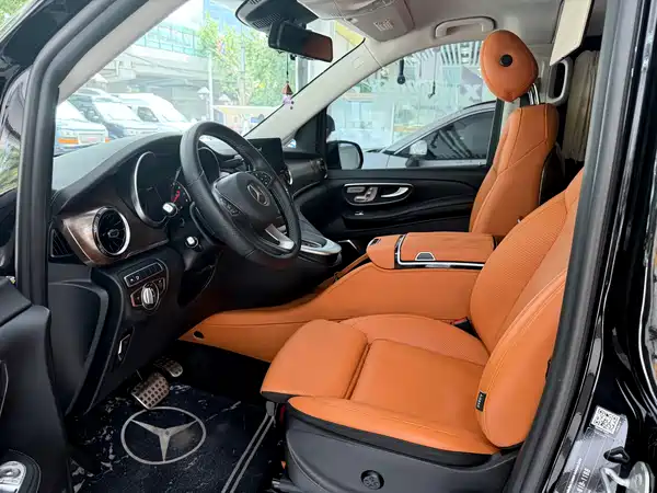 Mercedes-Benz V-Class 2023