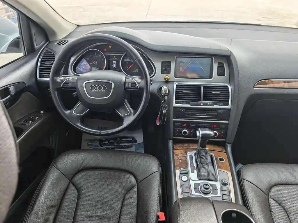 Audi Q7 2015 — фото 12
