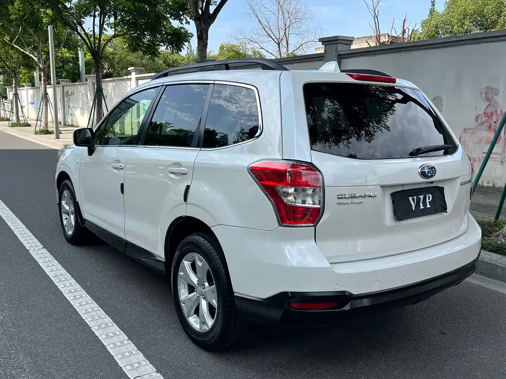 Subaru Forester 2014 — фото 11