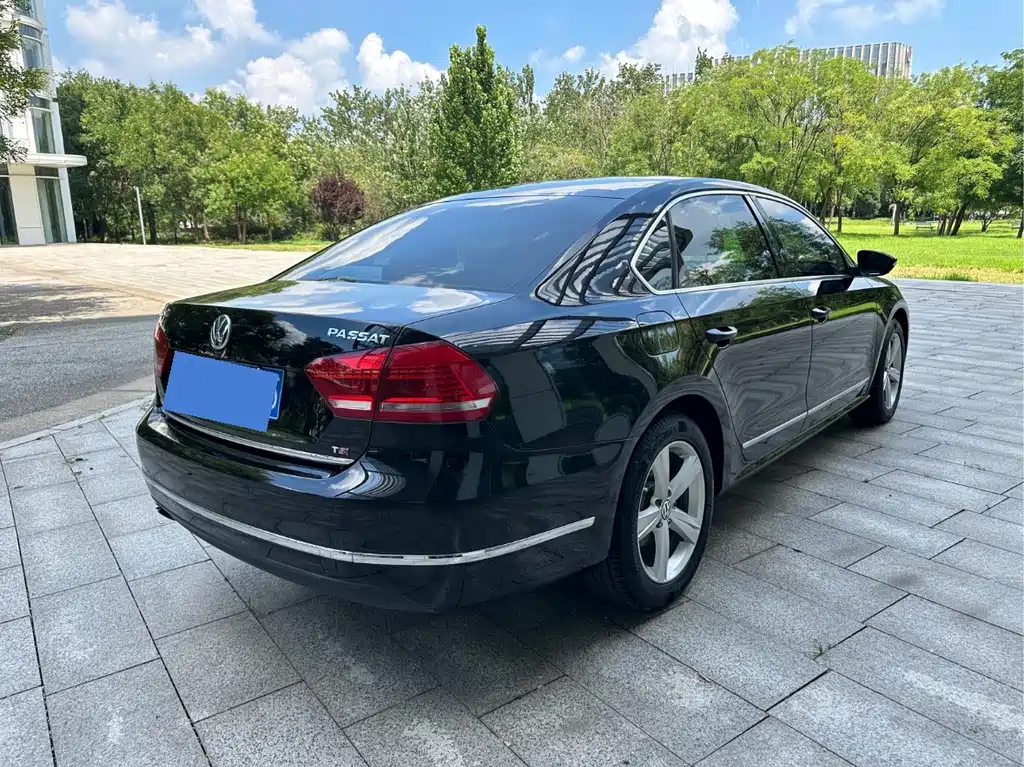 Volkswagen Passat 2014
