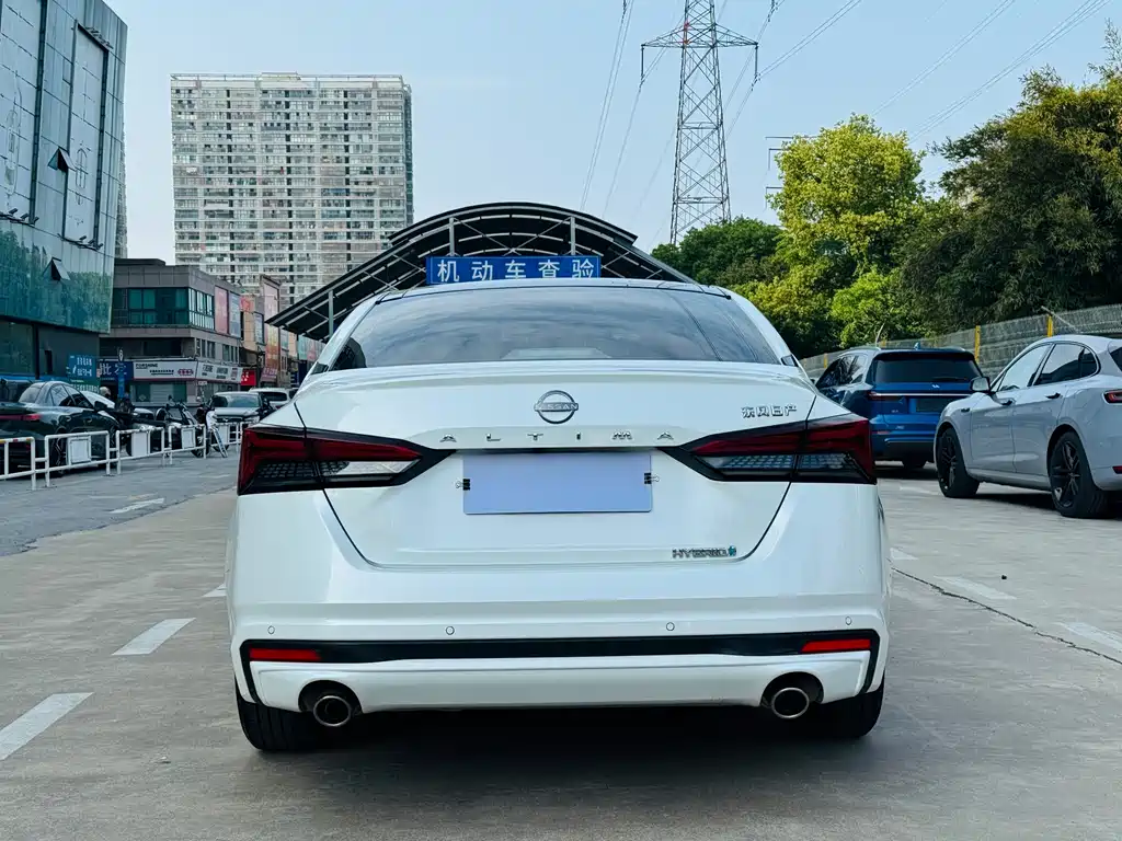 Nissan Teana 2024 — фото 15