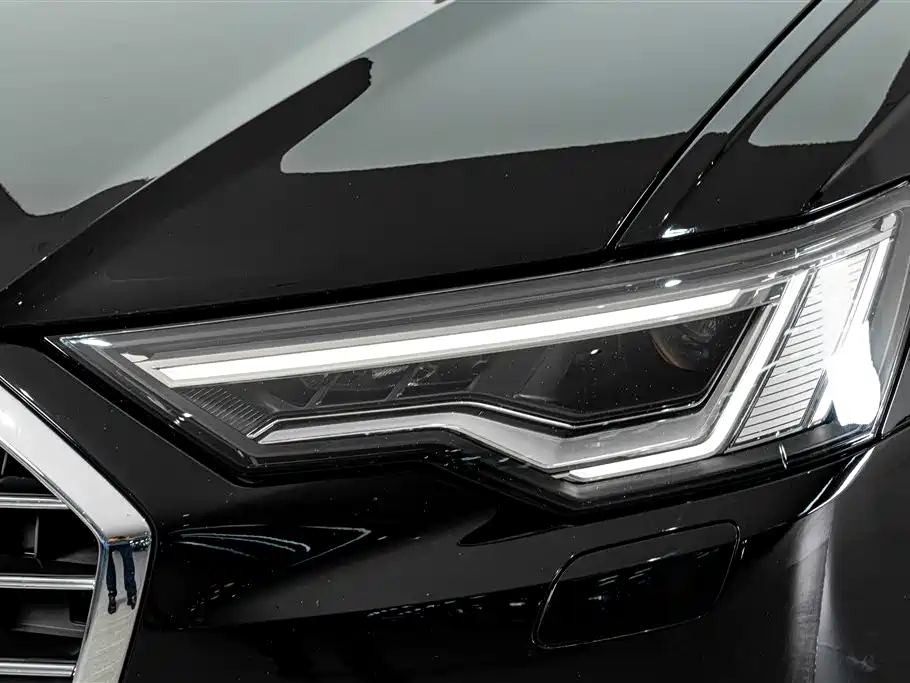 Audi A6L 2021