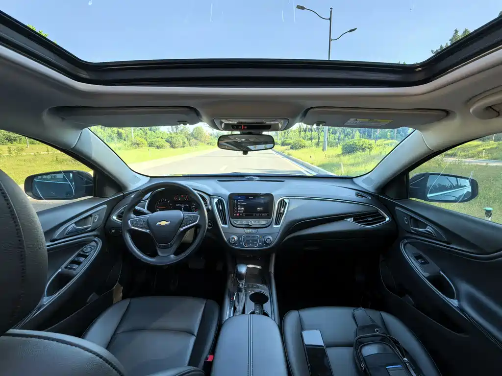 Chevrolet Malibu XL 2023 — фото 15