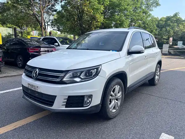 Volkswagen Tiguan 2015