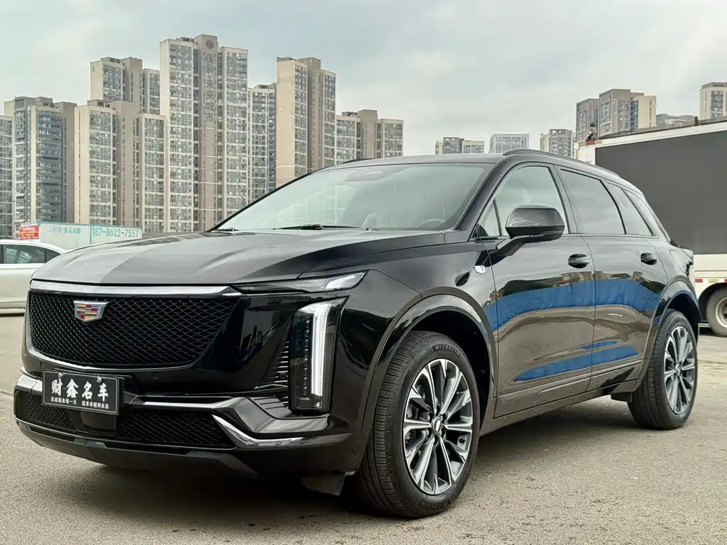 Cadillac XT5 2024 — фото 1