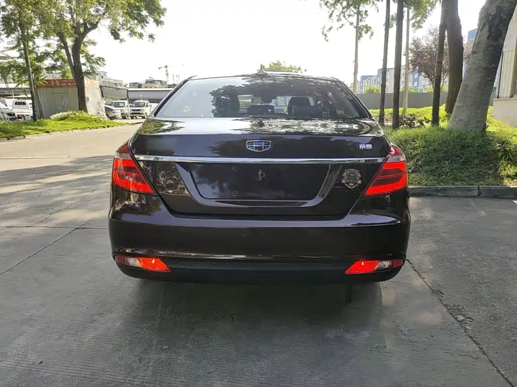 Geely Emgrand 2017