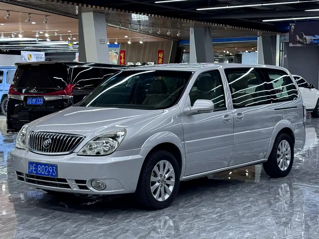 Buick GL8 2012