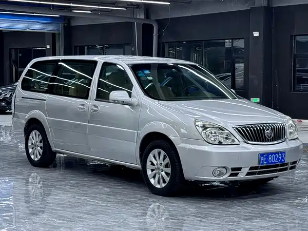 Buick GL8 2012